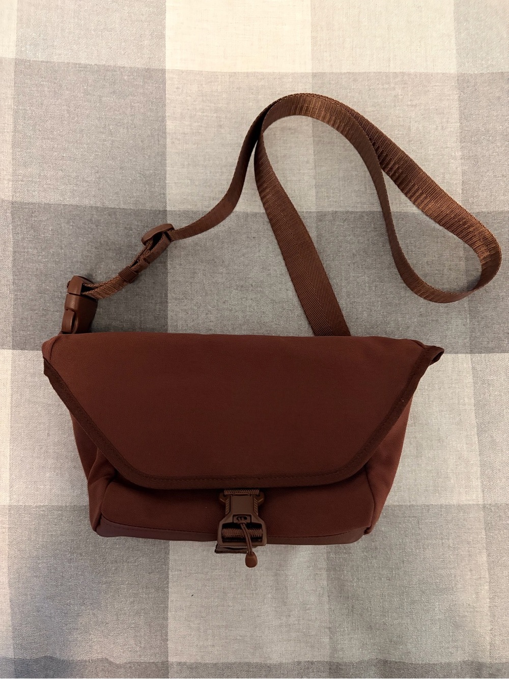 Uniqlo U Mini Messenger Bag